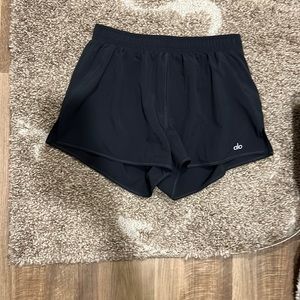 alo shorts size small